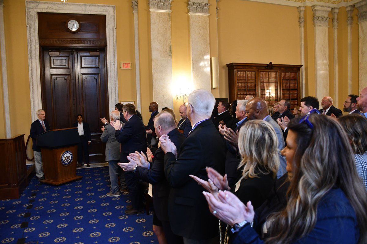 U.S. Senator Mitch McConnell tweet media