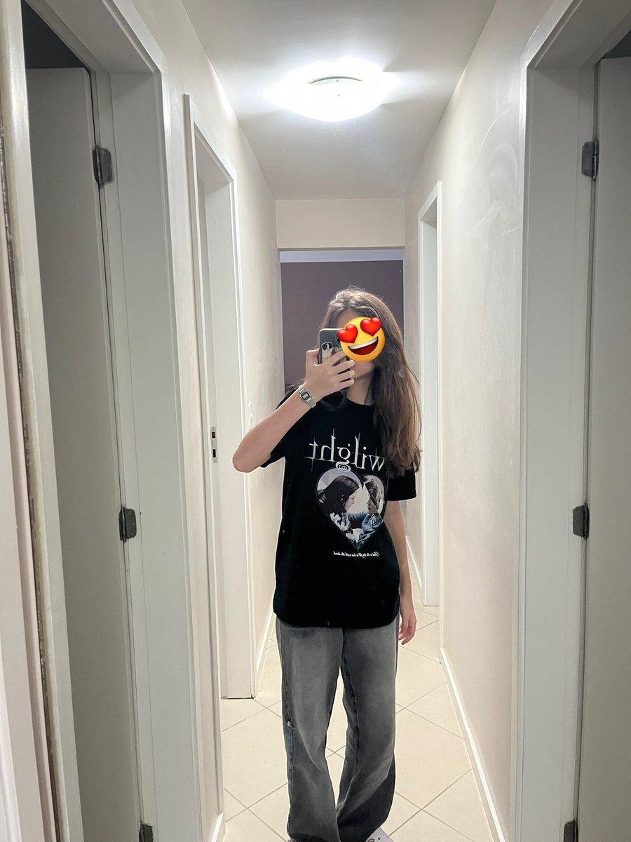 chany carioca 🧛♀️ ᶜʳᶠ tweet media