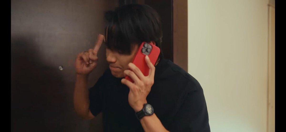 O arthit partindo pro north toda vez que o Dao se nega a fazer algo pra ele, é absolute cinema 

The Sun From Another Star EP1
#FoureverYou2EP9