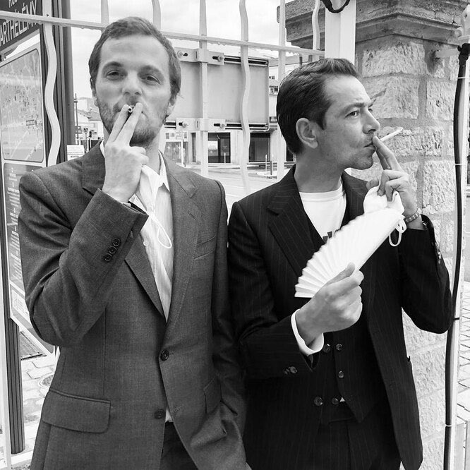 Them sat together for Pieter Mulier’s Alaïa swan song is so poetic.