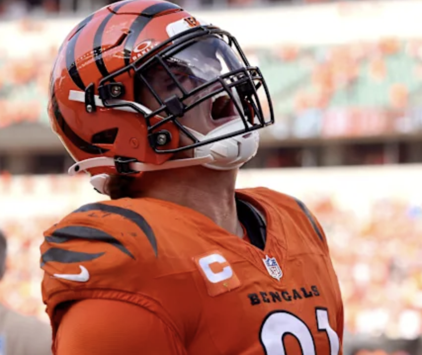 (TB) Florida Homecoming? Why Trey Hendrickson to the Bucs Makes Perfect Sense

#NFL #Bucs #Football 
green19.net/news/tb-florid… .  .