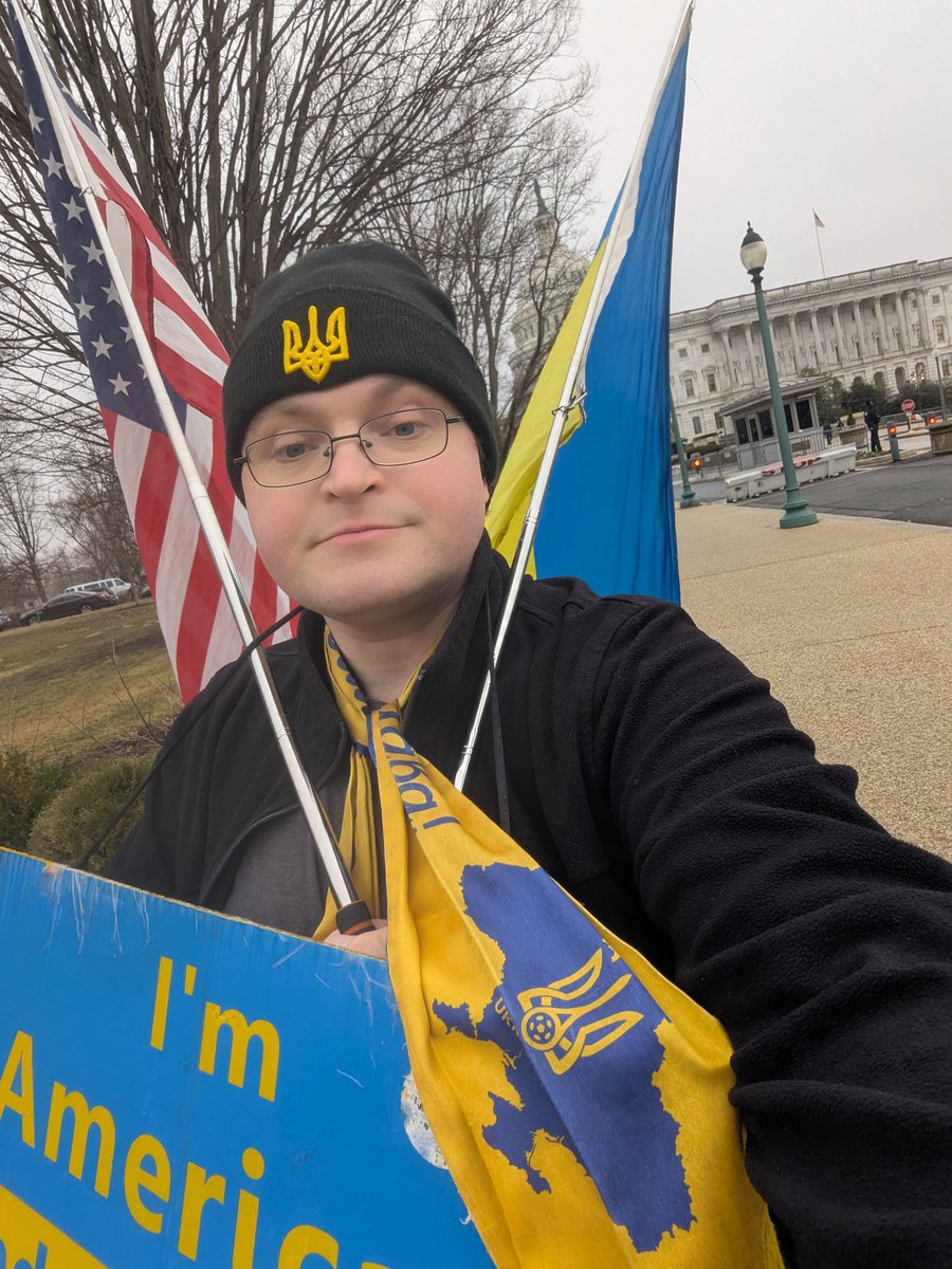 Join us here at Constitution Ave NE and Delaware Ave NE by Russell Senate Office Building until 7pm today Wednesday.
Call your members of Congress and tell them to support a just and lasting peace for Ukraine.
#CrimeaIsUkraine 🇺🇸🇺🇦