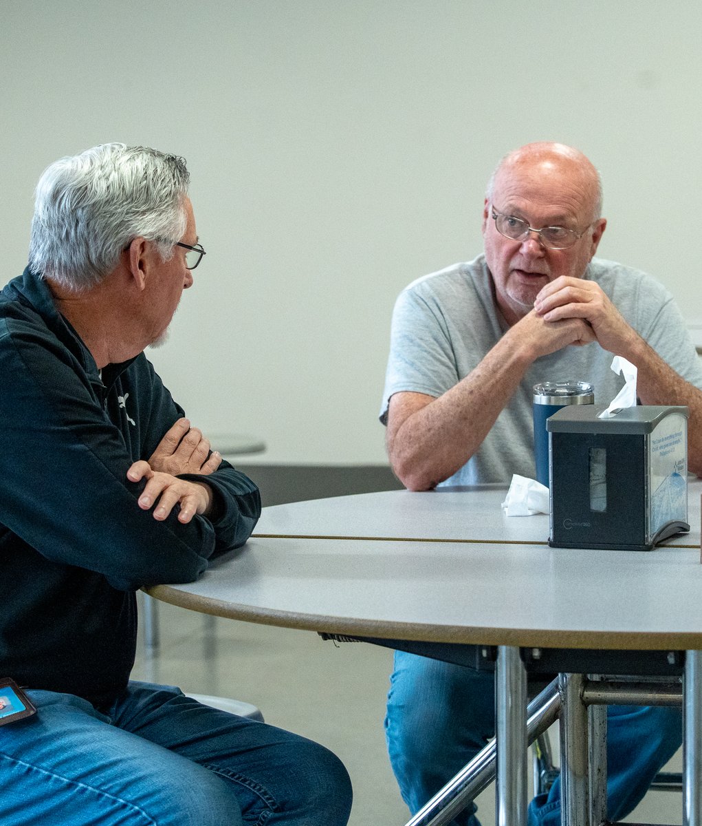 John316Mission's tweet image. Sometimes the most powerful thing we can offer is a simple conversation. 💬 

Our staff and volunteers take time to listen, pray, and remind our guests they are not alone. Learn more about the Downtown Shelter can help you 🔗 john316mission.org/downtown-shelt…

#Addiction #Tulsa #John316