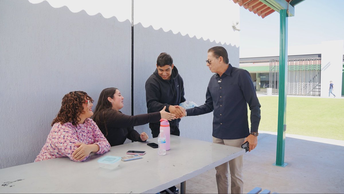 Iván Sandoval tweet media