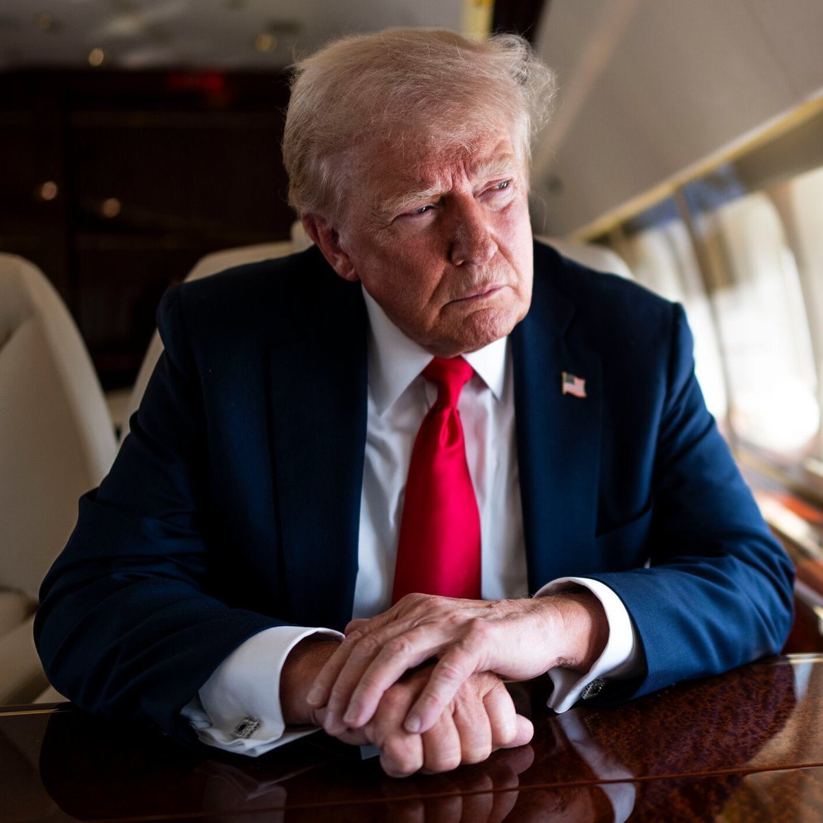 choquei's tweet photo. 🚨ATENÇÃO: Governo do Irã diz que quer “derramar o sangue” de Donald Trump, presidente dos Estados Unidos. https://t.co/mkqaJQsU9d