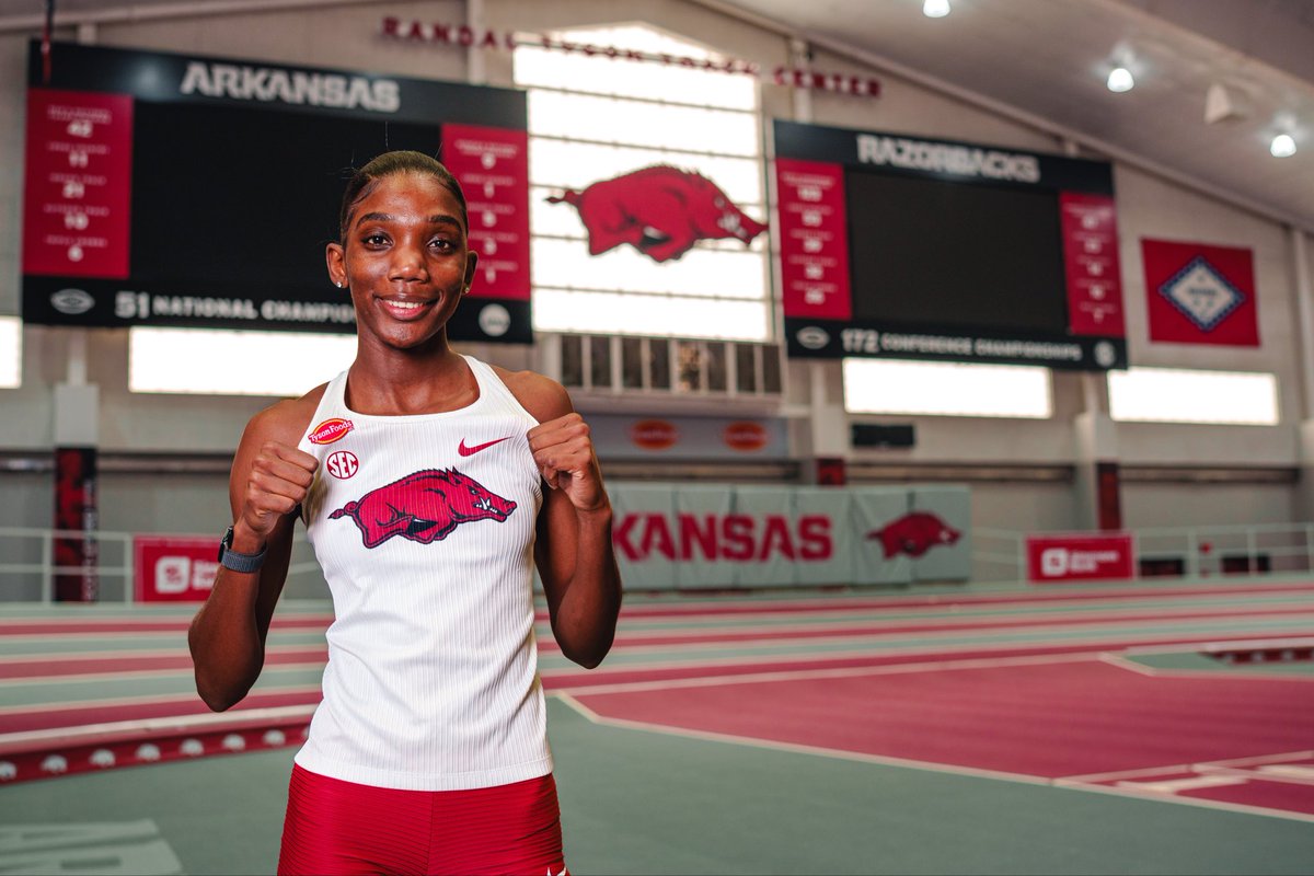 RazorbackTF's tweet image. Tradition in motion.

#OneRazorback | @TysonFoods