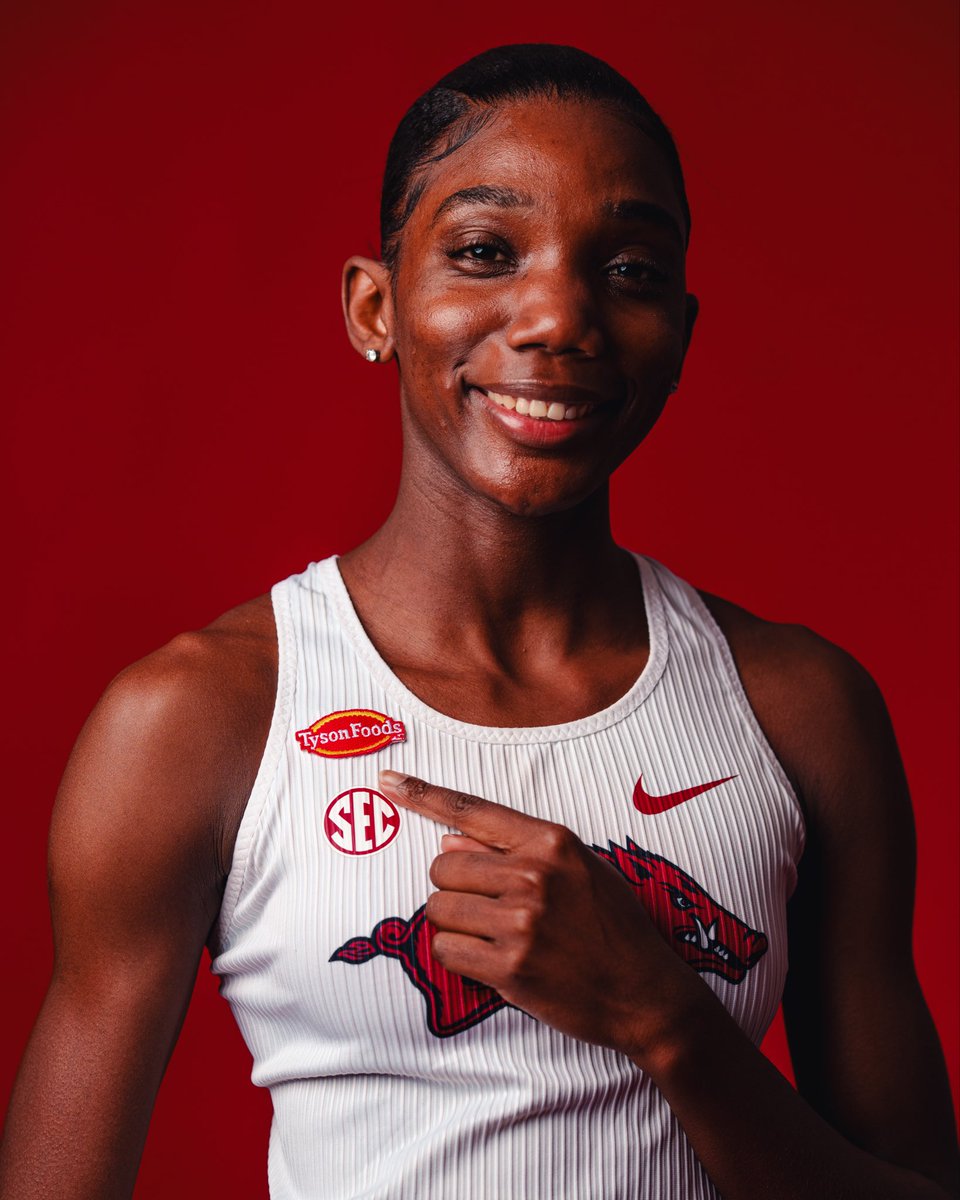 RazorbackTF's tweet image. Tradition in motion.

#OneRazorback | @TysonFoods