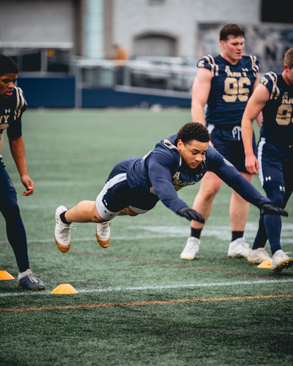 Navy Football tweet media
