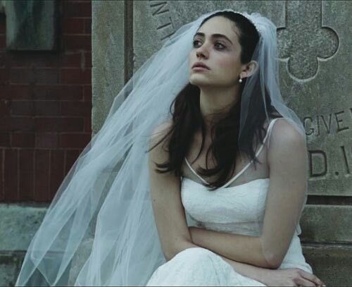 TuittaVhzin's tweet image. A falta que a Fiona faz em Shameless é enorme, mas de episódio após episódio, eu vou aprendendo a assistir sem a presença dela #Shameless