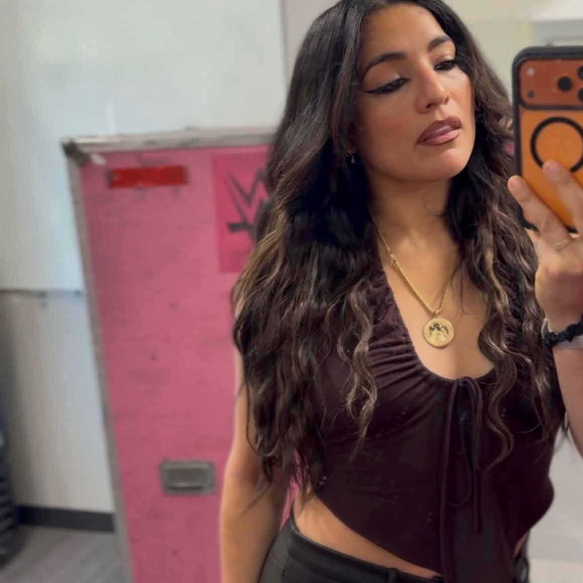 Heavy on the sexy. ⅌ NOT @RaquelWWE tweet media