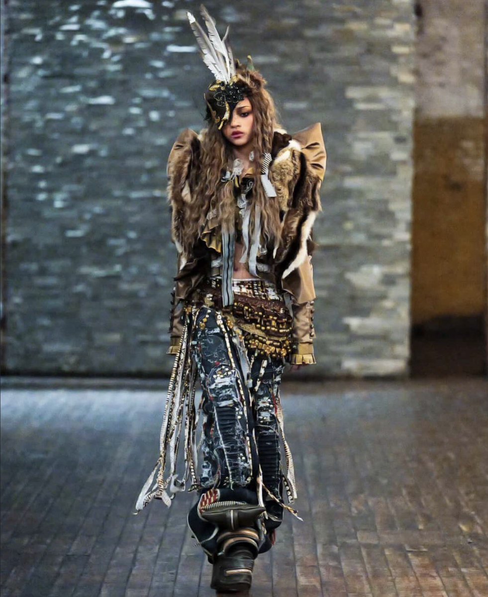 ♱ SAiNT ♱ tweet media