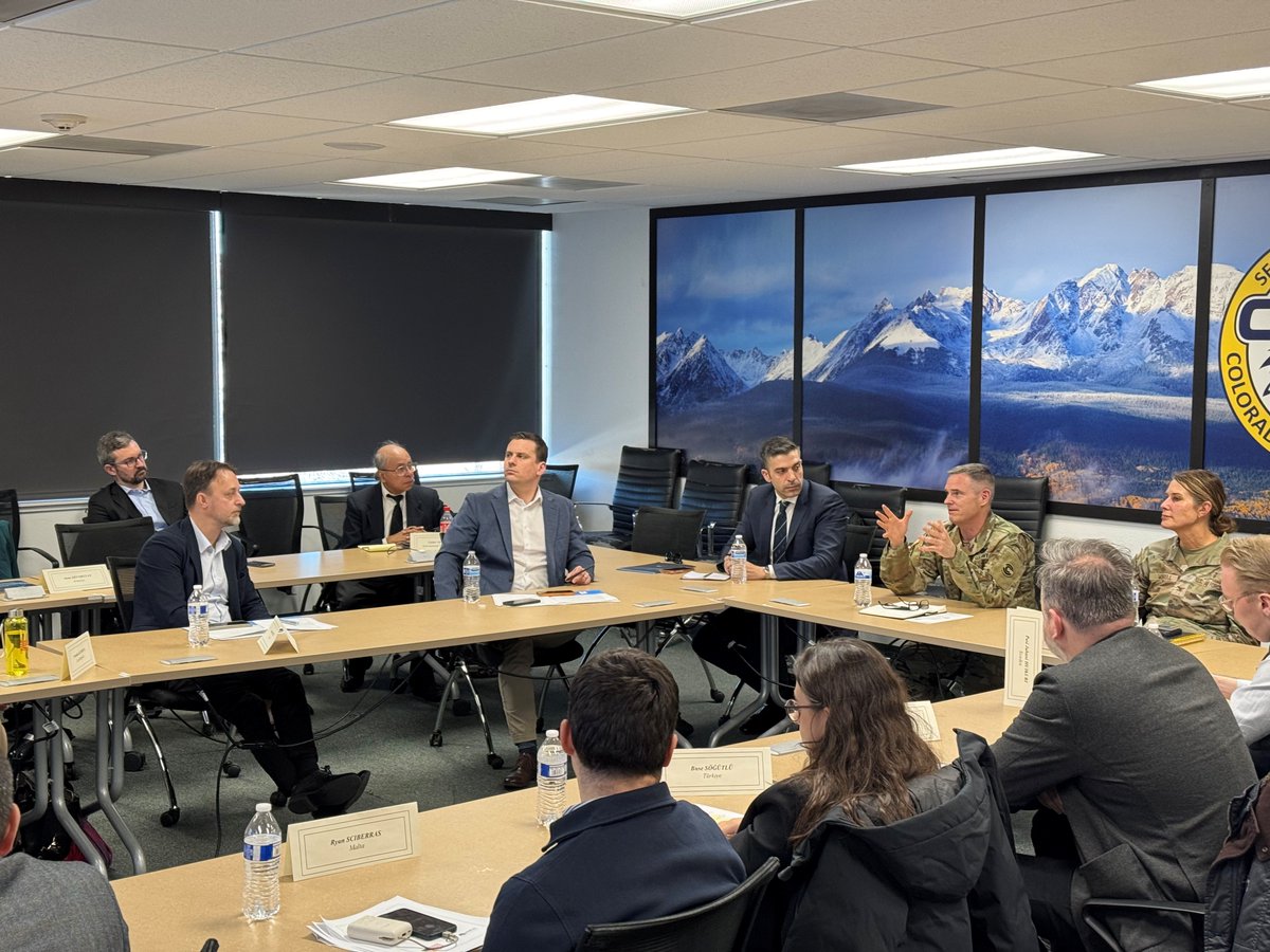 Colo National Guard tweet media