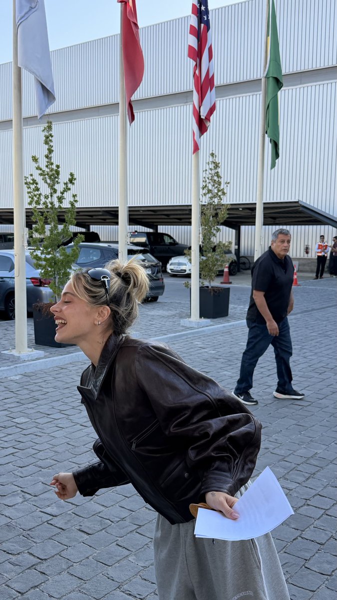 Matiiiisoto1's tweet photo. La mujer más hermosa 💘 @TiniStoessel #tini #tinistoessel #futttura #FUTTTURA #chile https://t.co/KKSJjIvoaE