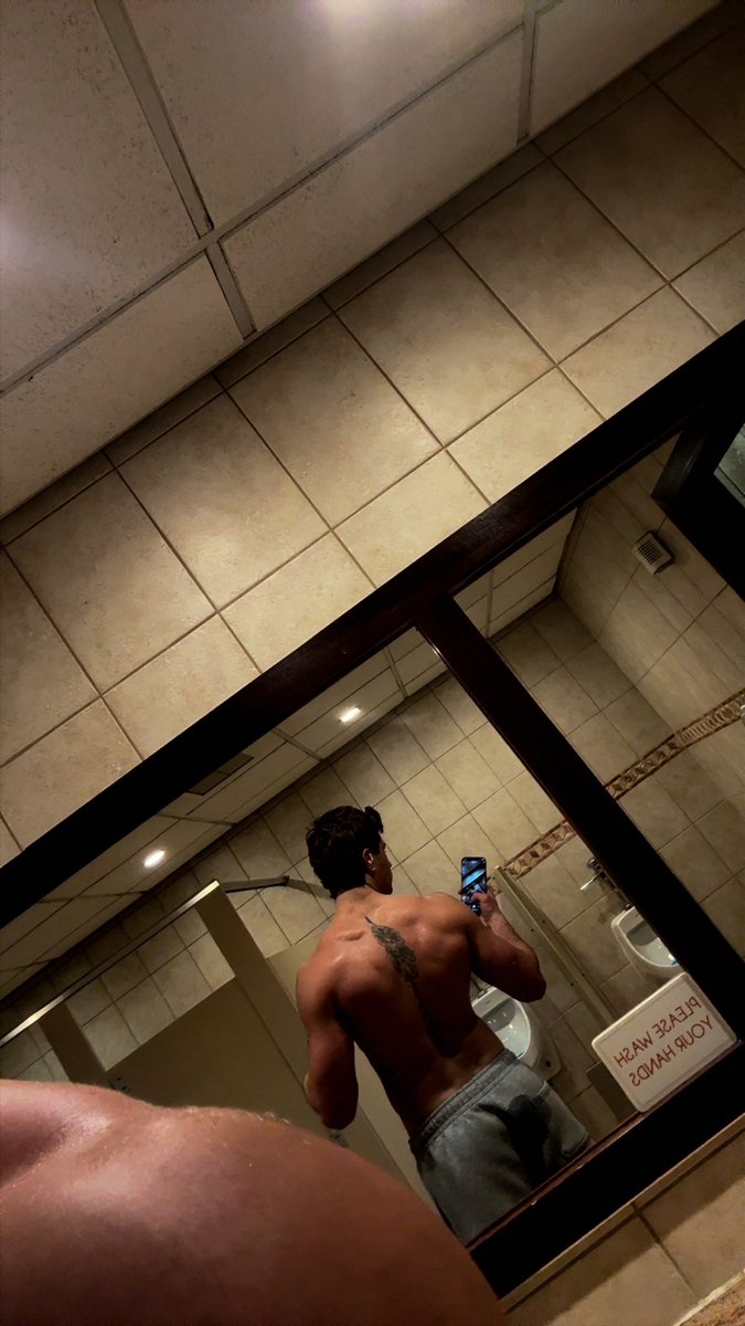 Master_Colt tweet media