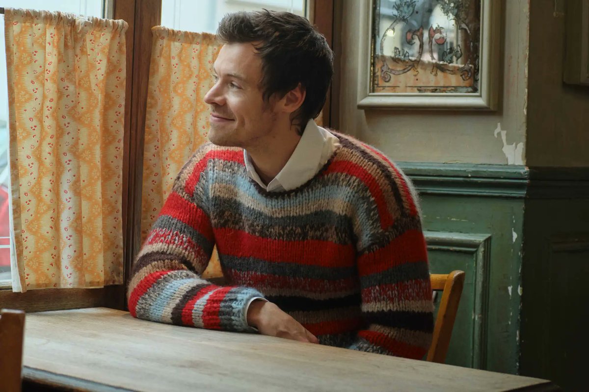 hsdaily's tweet photo. Harry for Zane Lowe on Apple Music. https://t.co/QtfxX6CEzV
