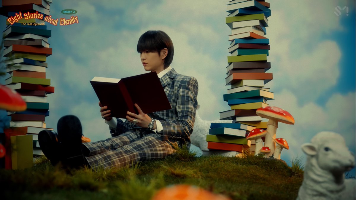PopBase's tweet photo. 3 years ago today, ONEW released ‘O (Circle).’ https://t.co/KNEG0ztTnC