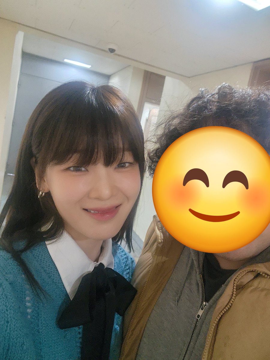 오마이걸 승희와 같이 찍음
엠바고는 끝
#승희 #오마이걸 #OHMYGIRL #SEUNGHEE