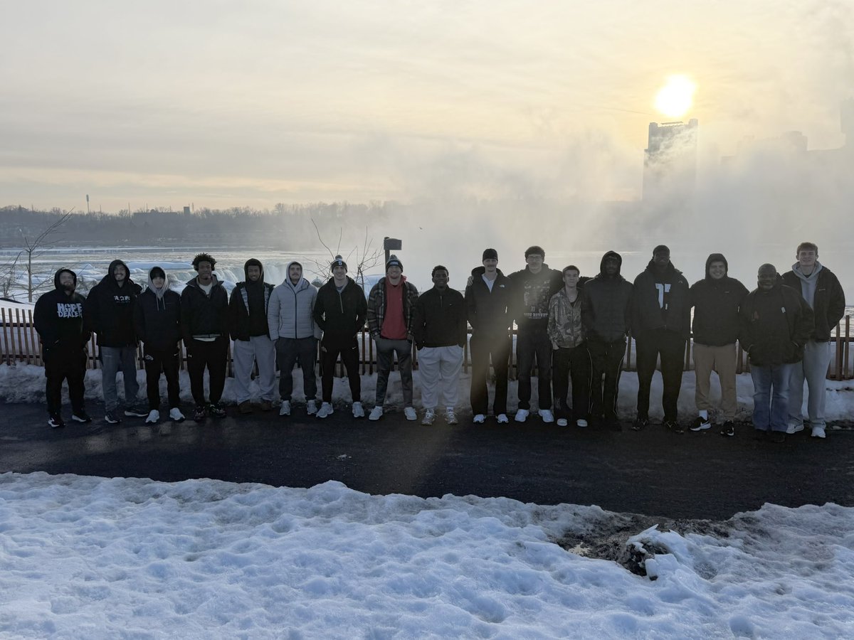 SIC Men’s Basketball tweet media