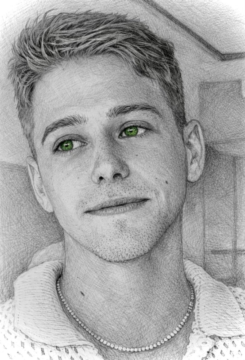 xTrinityxHuntx's tweet photo. I never use colour, but thought I’d try … will probably stick to graphite @JoeyMillsXXX https://t.co/xvJz2L6a95