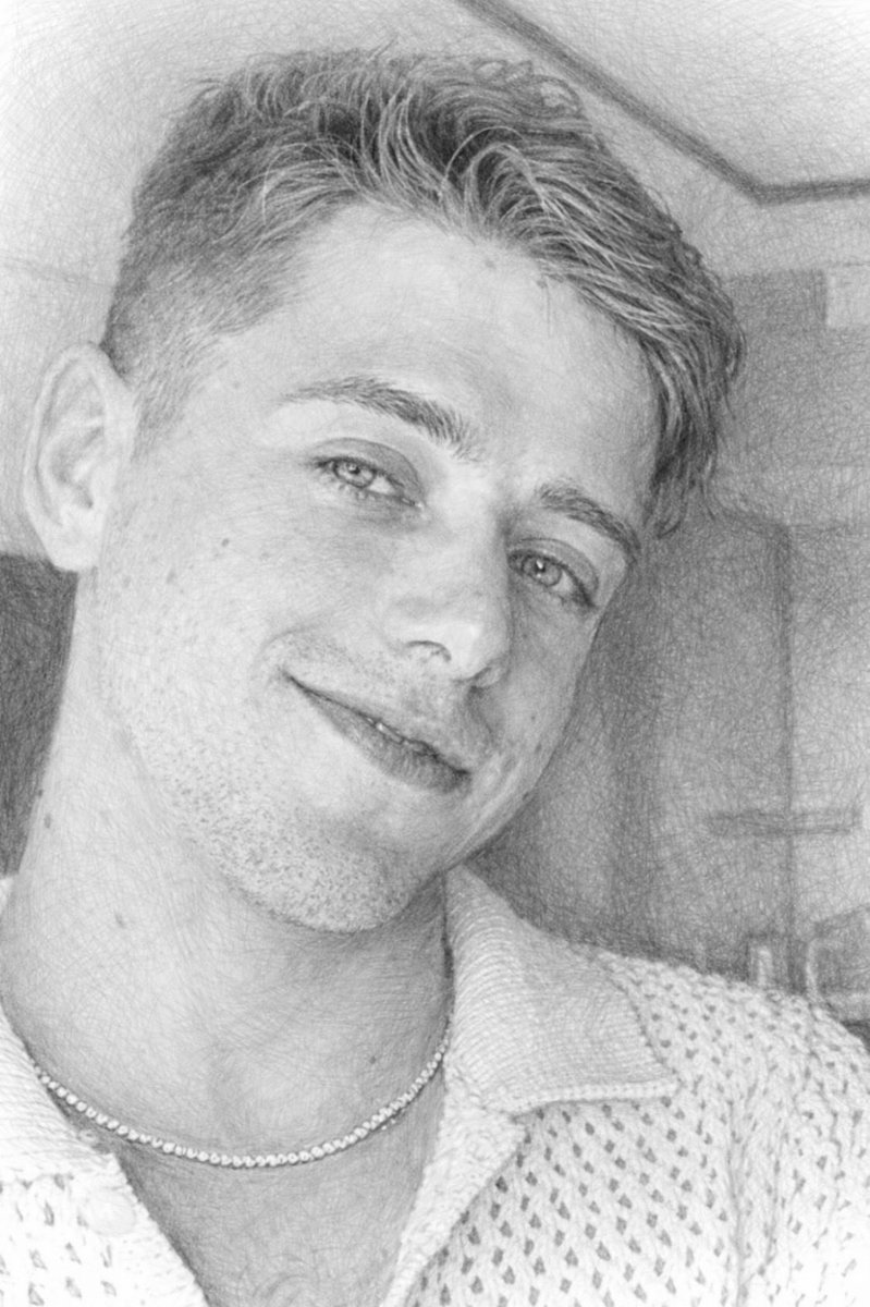 xTrinityxHuntx's tweet photo. I never use colour, but thought I’d try … will probably stick to graphite @JoeyMillsXXX https://t.co/xvJz2L6a95