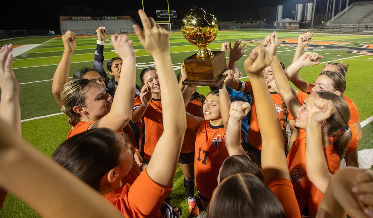 Medina Valley ISD tweet media