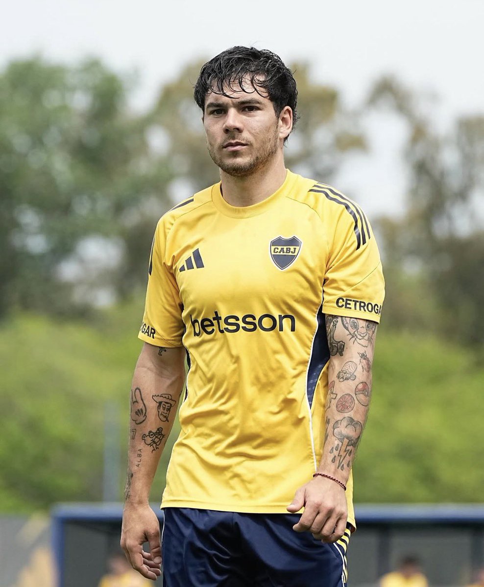 Ivi Rodríguez ✨ #IviRod tweet media