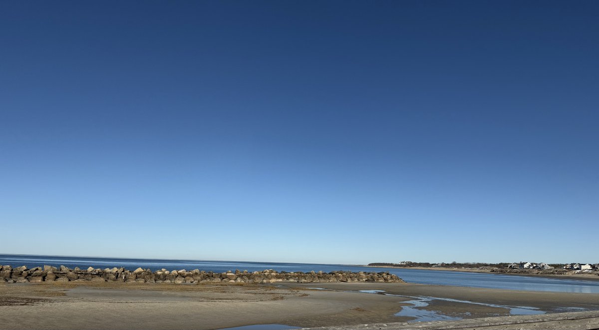 mmuhlfelder's tweet image. Hard to believe what we were dealing with on #capecodbay a week ago. We have returned to our #calmocean