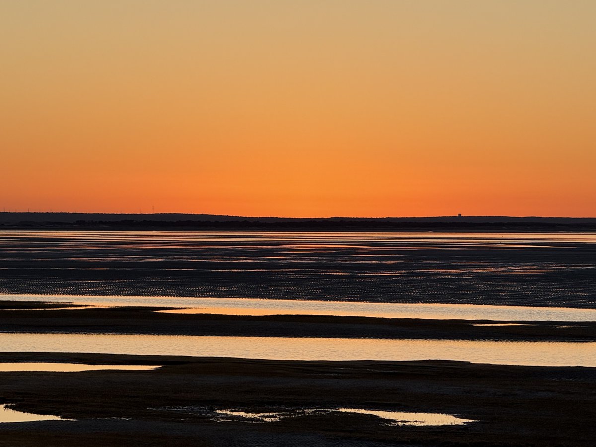 mmuhlfelder's tweet image. Hard to believe what we were dealing with on #capecodbay a week ago. We have returned to our #calmocean