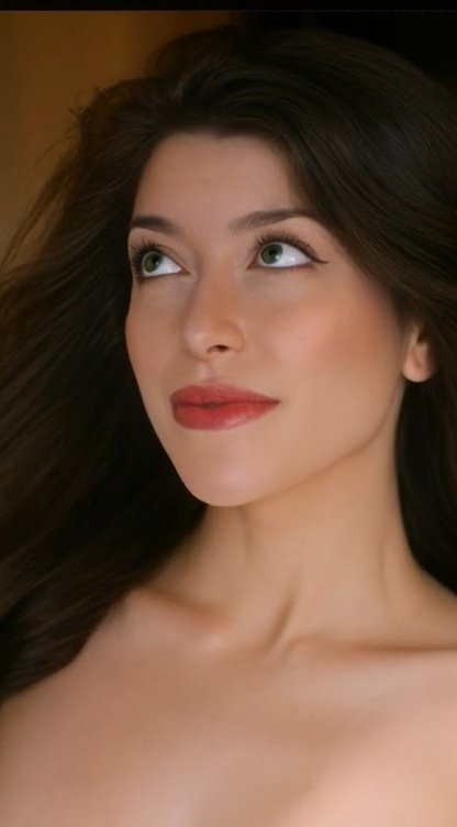 JayDax12's tweet image. The face of Dax 

#beautifulface  #beautiful #face #feminization