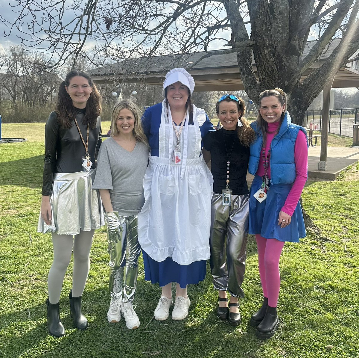 Moore Elementary tweet media