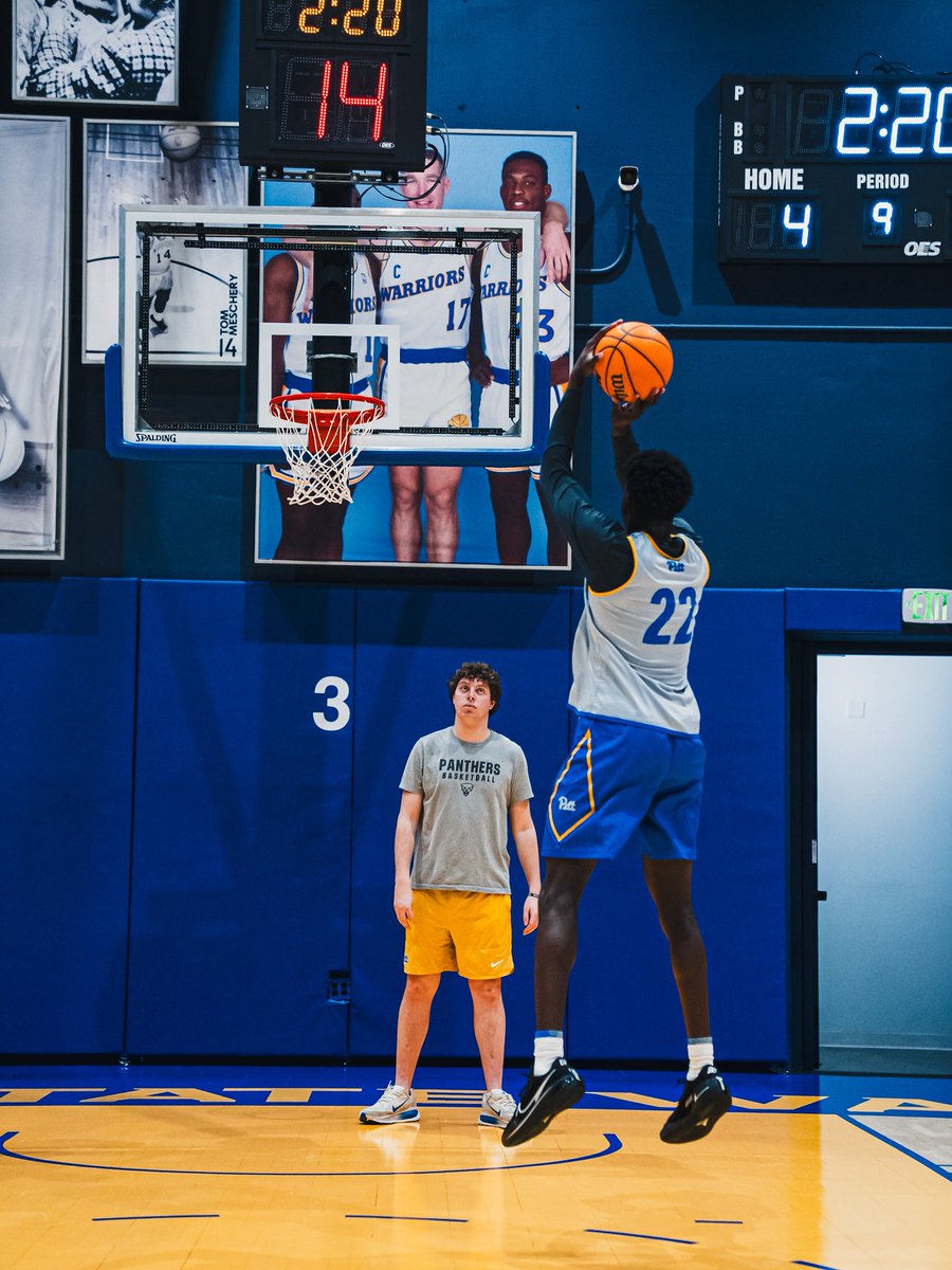 Pitt Basketball tweet media