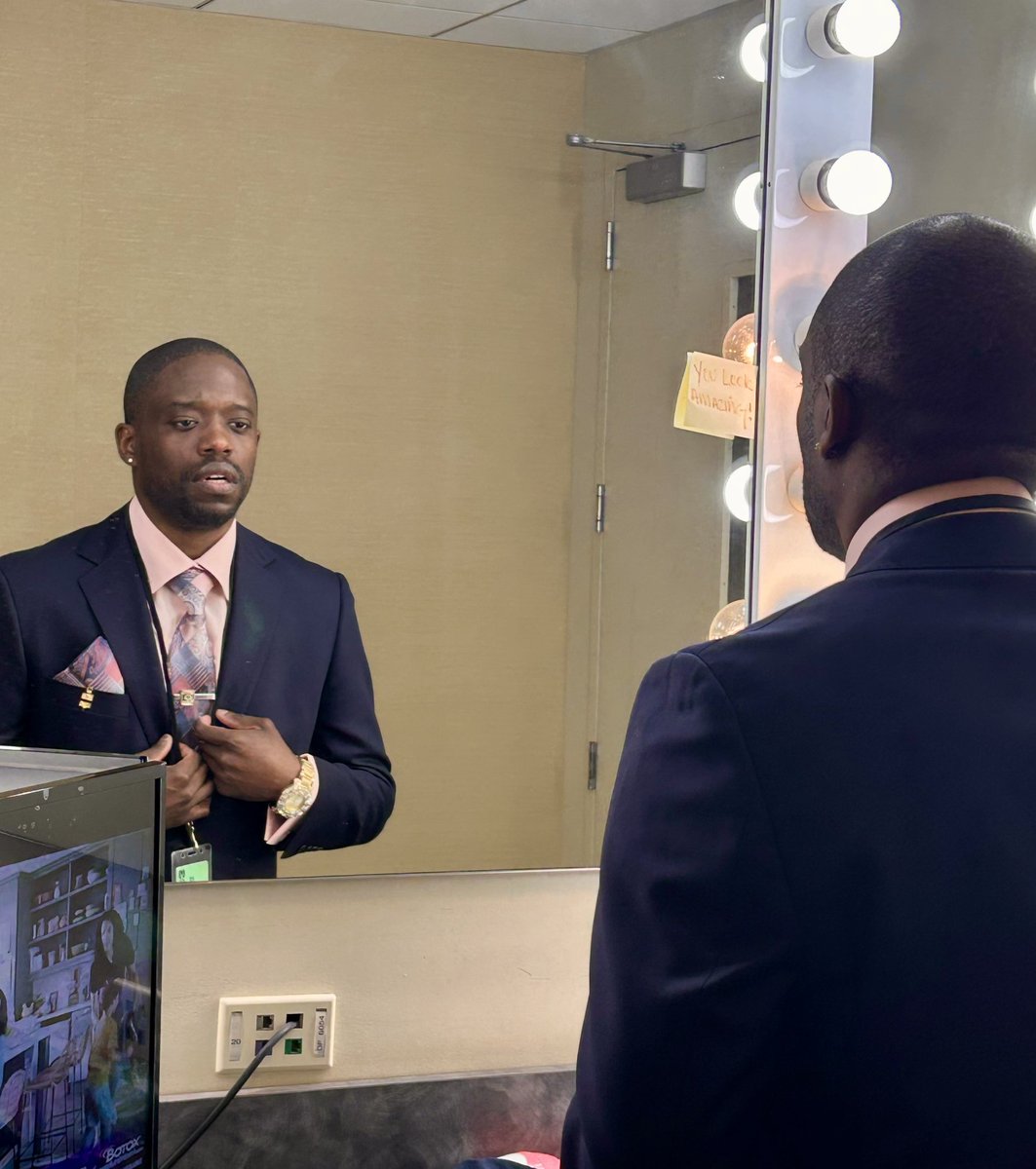 freddyshegog tweet media