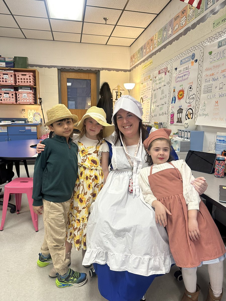 Moore Elementary tweet media