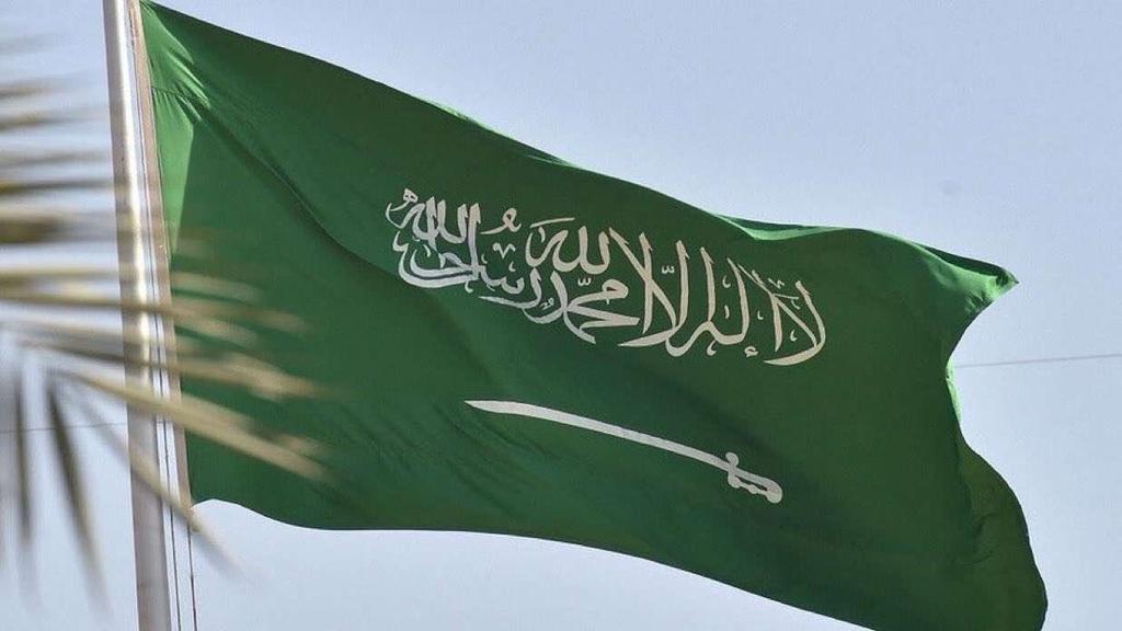 Dous_mo's tweet photo. يا @grok ماهو الجيد للسعودية أن تقف مع إيران أو ضدها! https://t.co/yeExTWJrJC