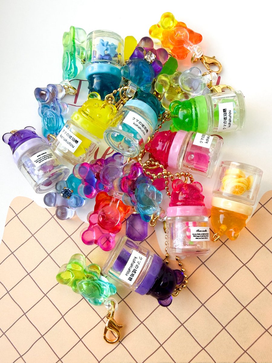 Shop12Hitomi's tweet photo. 作りすぎたキャンディカラーのチャームたち🍬♡ https://t.co/oCq8b7WAba