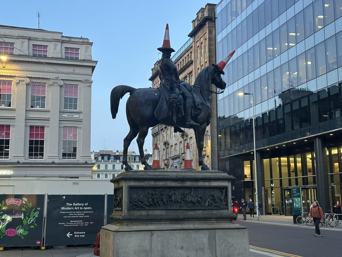 alisouth74's tweet photo. Glasgow has unicorns 😂 https://t.co/KcR8Q88lG6