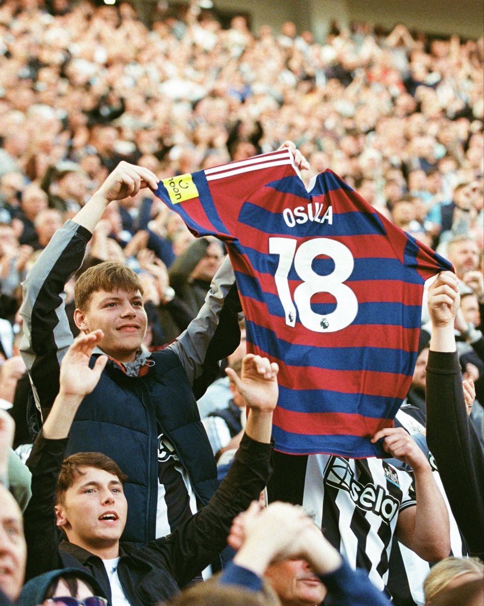 FloodlightsOn tweet media