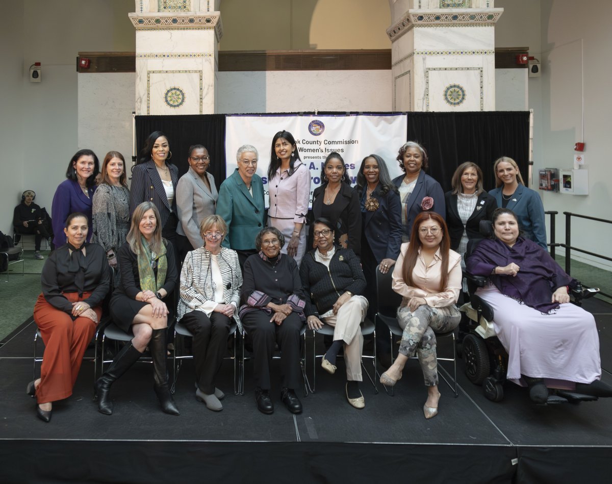 Toni Preckwinkle tweet media