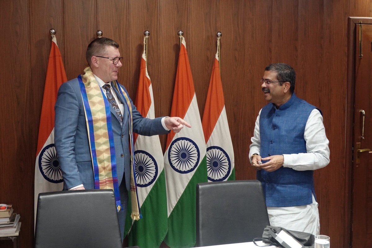 Scott Moe tweet media