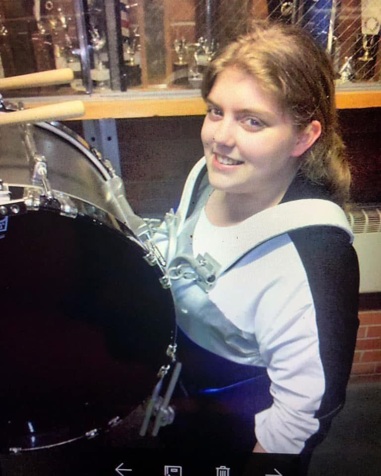 emmcooper42's tweet photo. Happy #March4th - Support the arts! Encourage kids to go into marching band/drumline/colorguard! Keep the arts alive in schools. Incredible years of my life building friendships and leadership skills to last a lifetime. https://t.co/8WTHyyrbBV