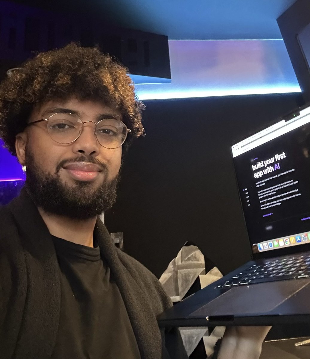 Kacie Ahmed tweet media