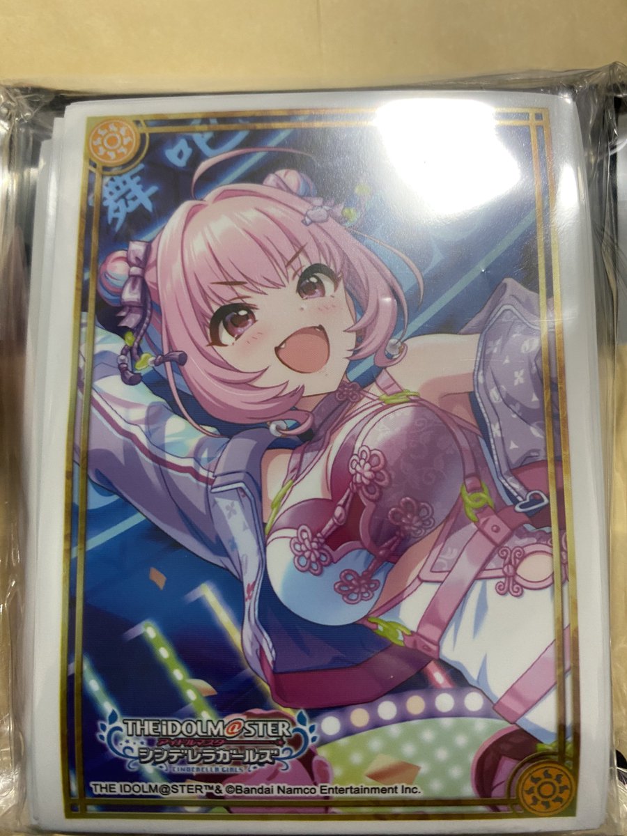 現状のゼニスデッキスリーブたち 統一性はない