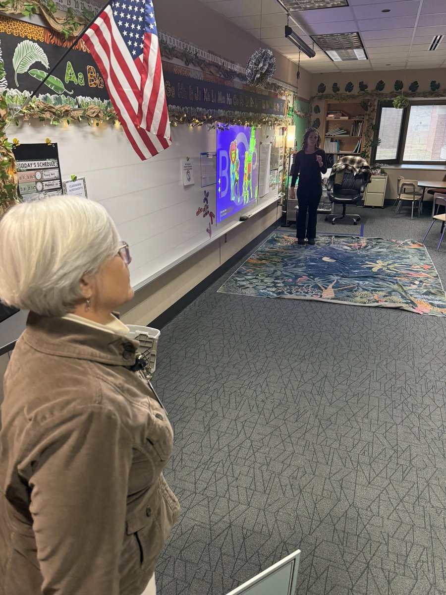 Lindsay Wey tweet media