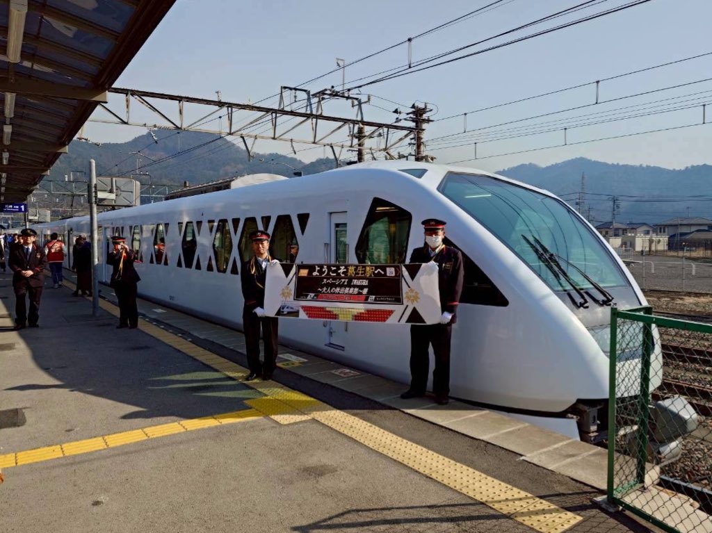 大日方樹(鉄道業界紹介)『鉄道員という生き方』発売中! tweet media