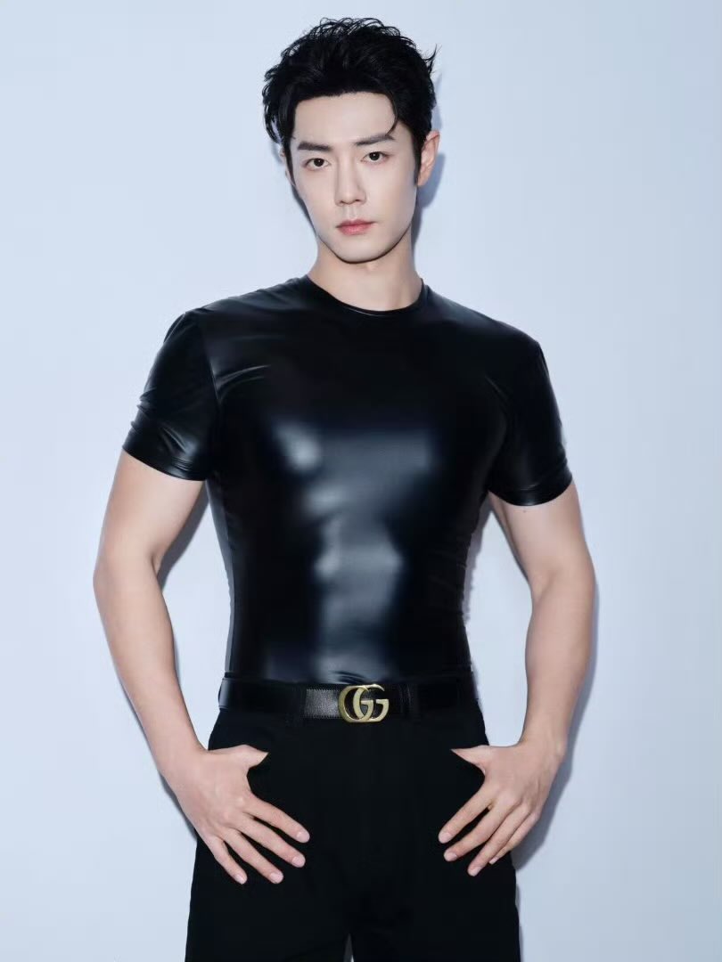 fee_boon's tweet photo. @gucci Xiao Zhan in Gucci! This man is smoking hot! https://t.co/6uR2n2cFp1