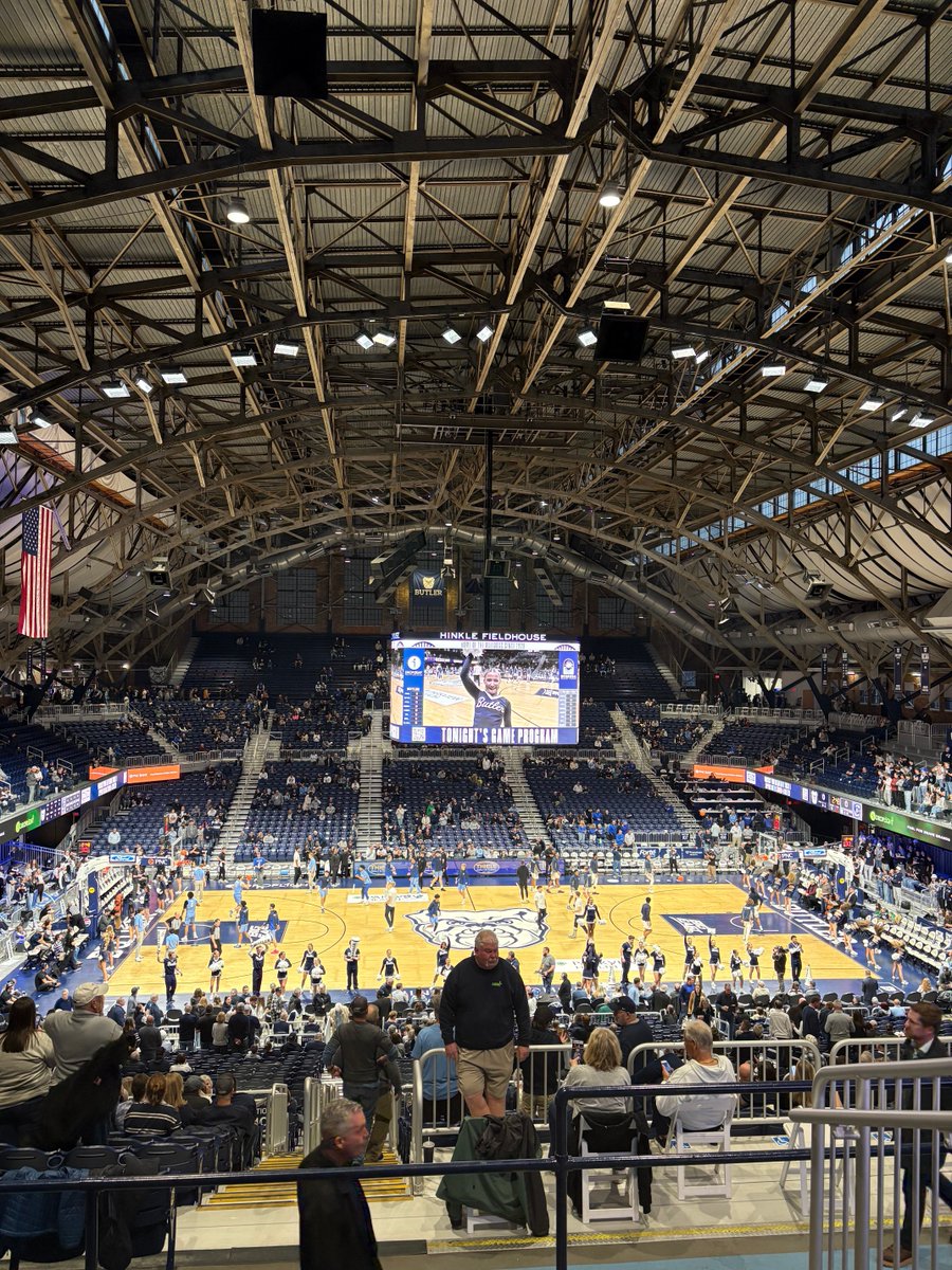 nirrycoach's tweet photo. Last Butler game in the greatest basketball arena in the world this season. https://t.co/qC6y5GxiDs