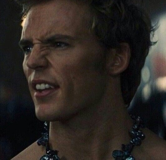 ‍‍ ‍ ‍ 𝐑𝐎𝐌𝐀𝐍𝐎FF tweet media