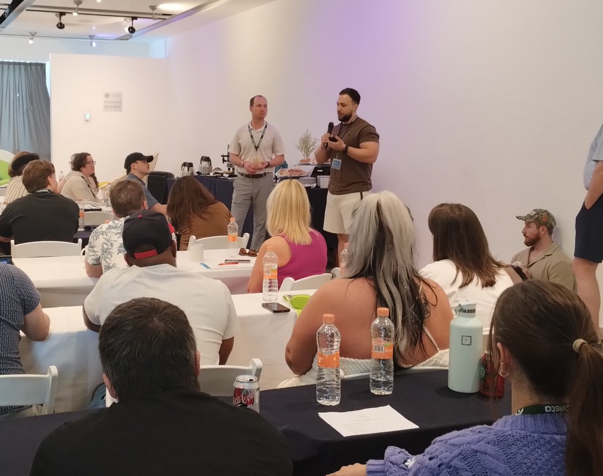 Binagora tweet media