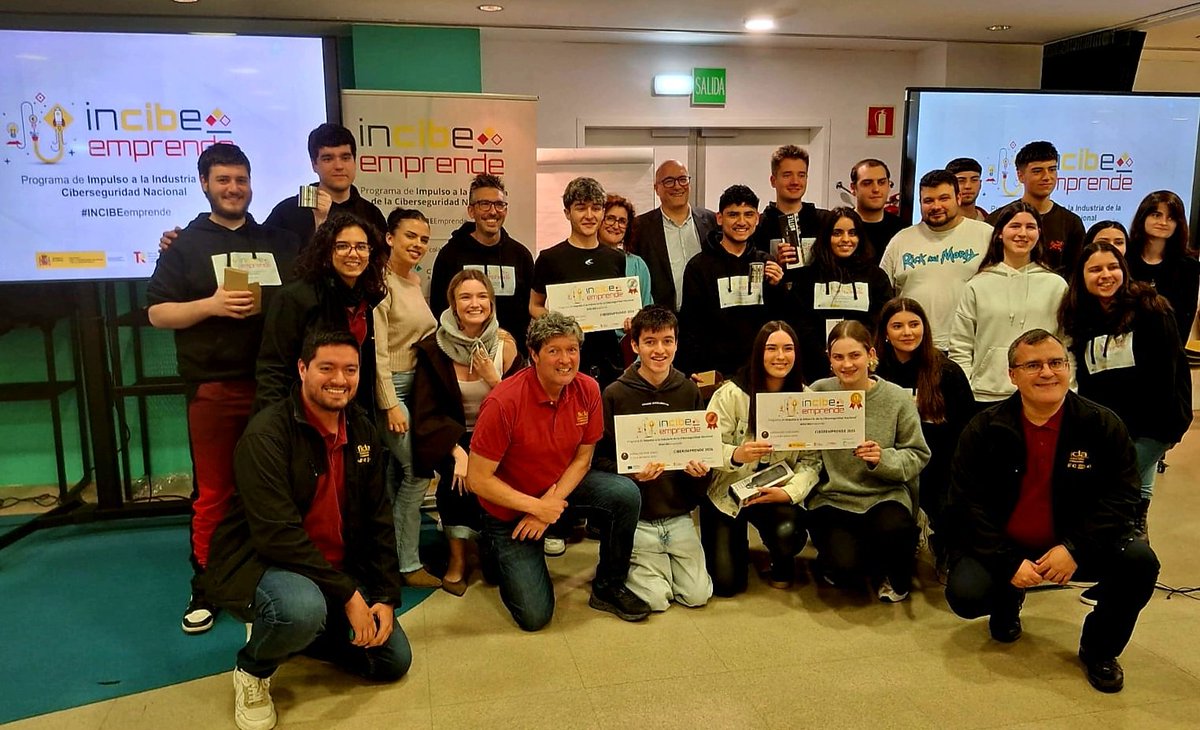 Kike Riesgo tweet media