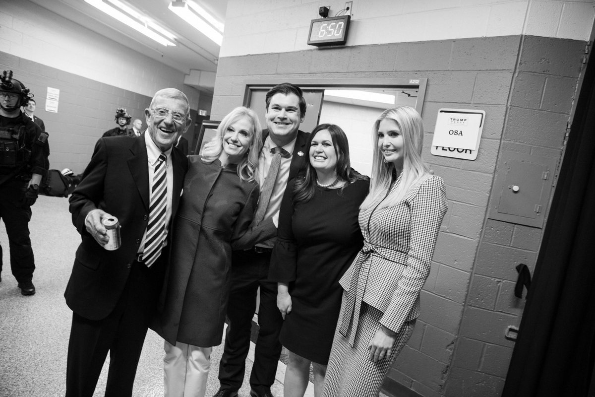 Sarah Huckabee Sanders tweet media